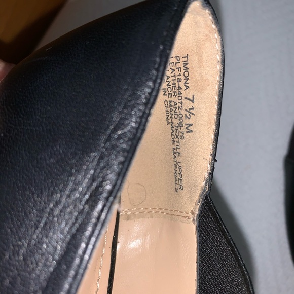 The Limited Black Shoes, Size 7.5 Medium - Picture 6 of 8